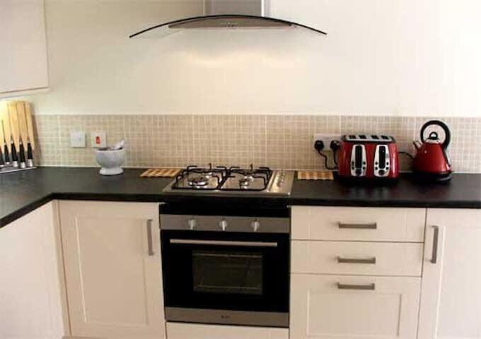 Cosy Home In An Area Of Outstanding Natural Beauty Wookey Hole エクステリア 写真